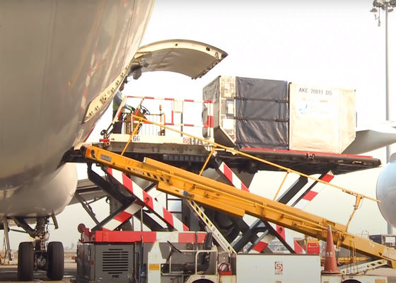 Międzynarodowe przewozy towarowe lotnicze DHL